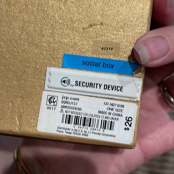 Monet keychain jeweled new in box JCPenny brand - Picture 4 of 4